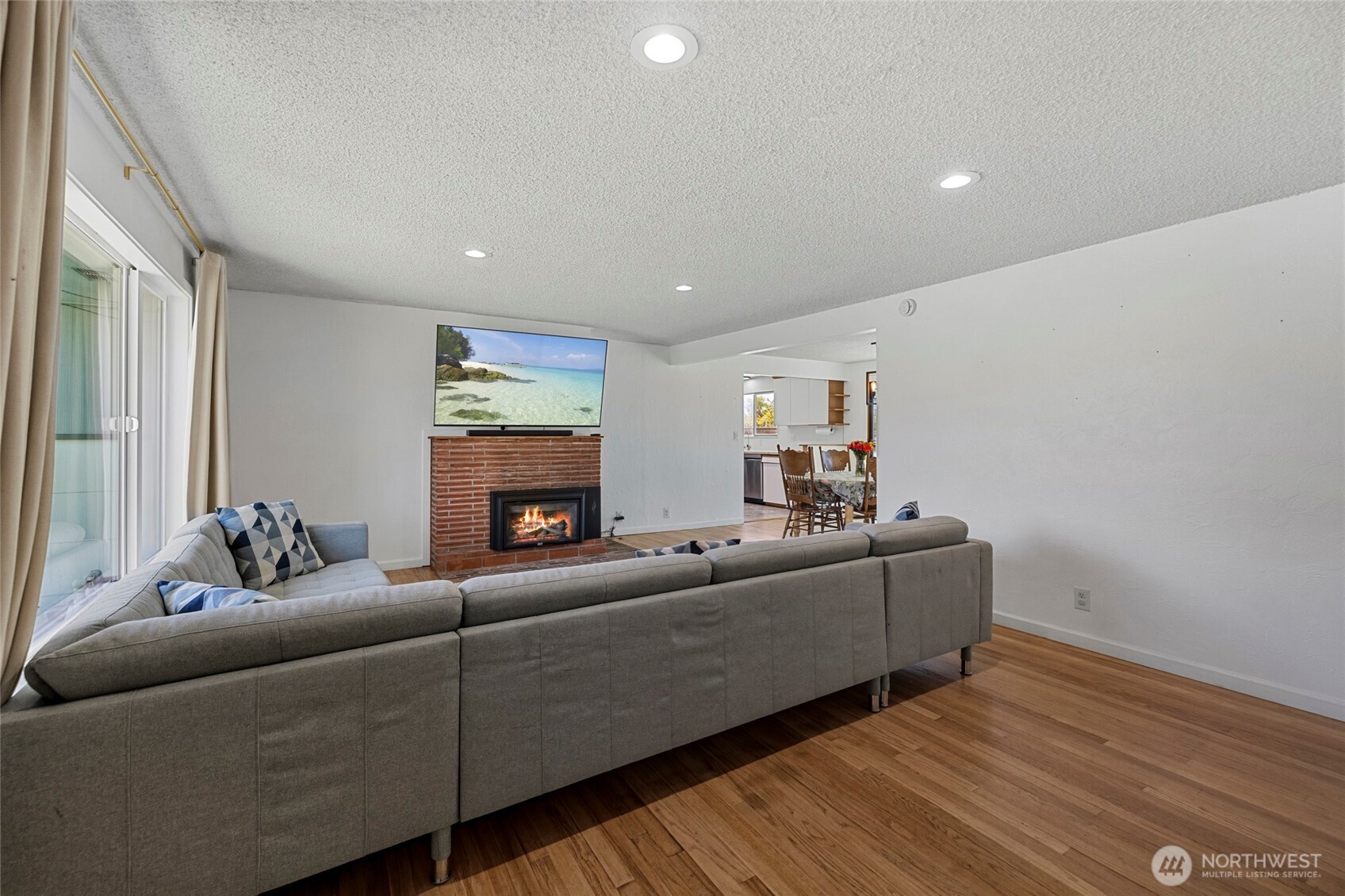 471 SE Glencoe Street , Oak Harbor, WA 98277