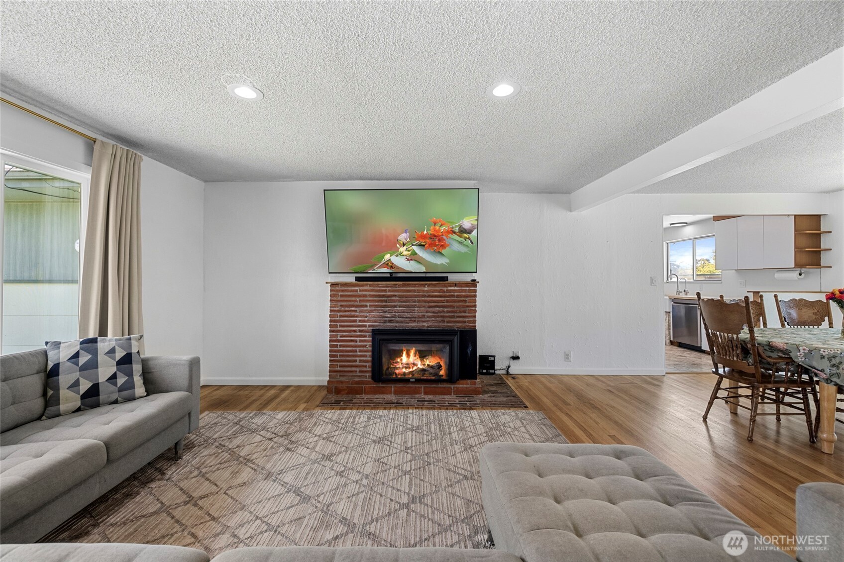 471 SE Glencoe Street , Oak Harbor, WA 98277