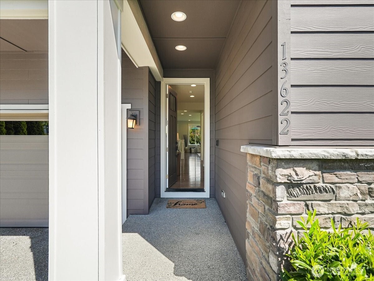 13622 NE 129th Drive , Kirkland, WA 98034