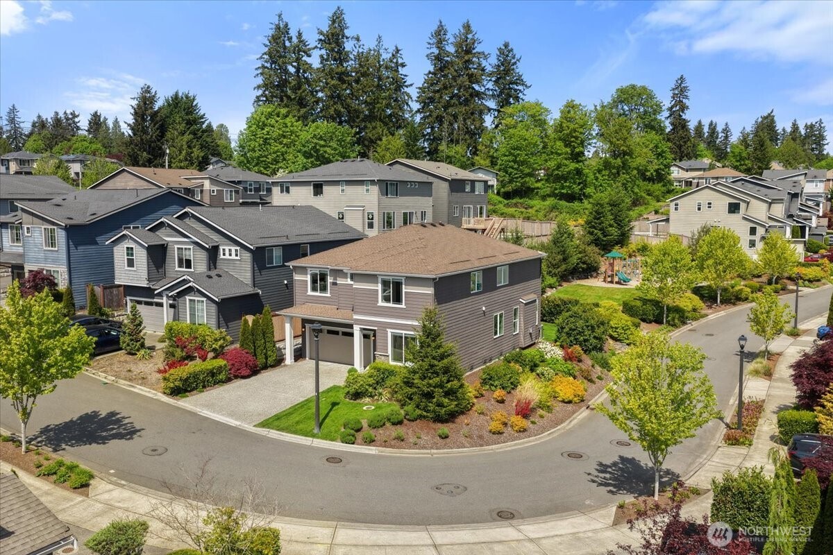 13622 NE 129th Drive , Kirkland, WA 98034