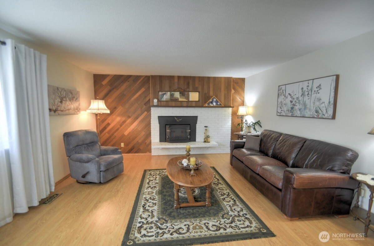 7634 11th Avenue SE, Lacey, WA 98503