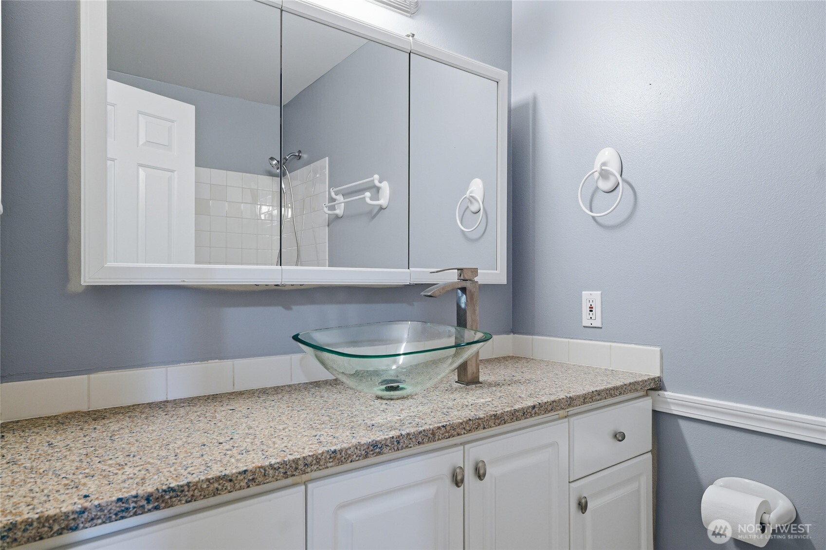 6620 Millstone Lane SE #L-105, Lacey, WA 98513