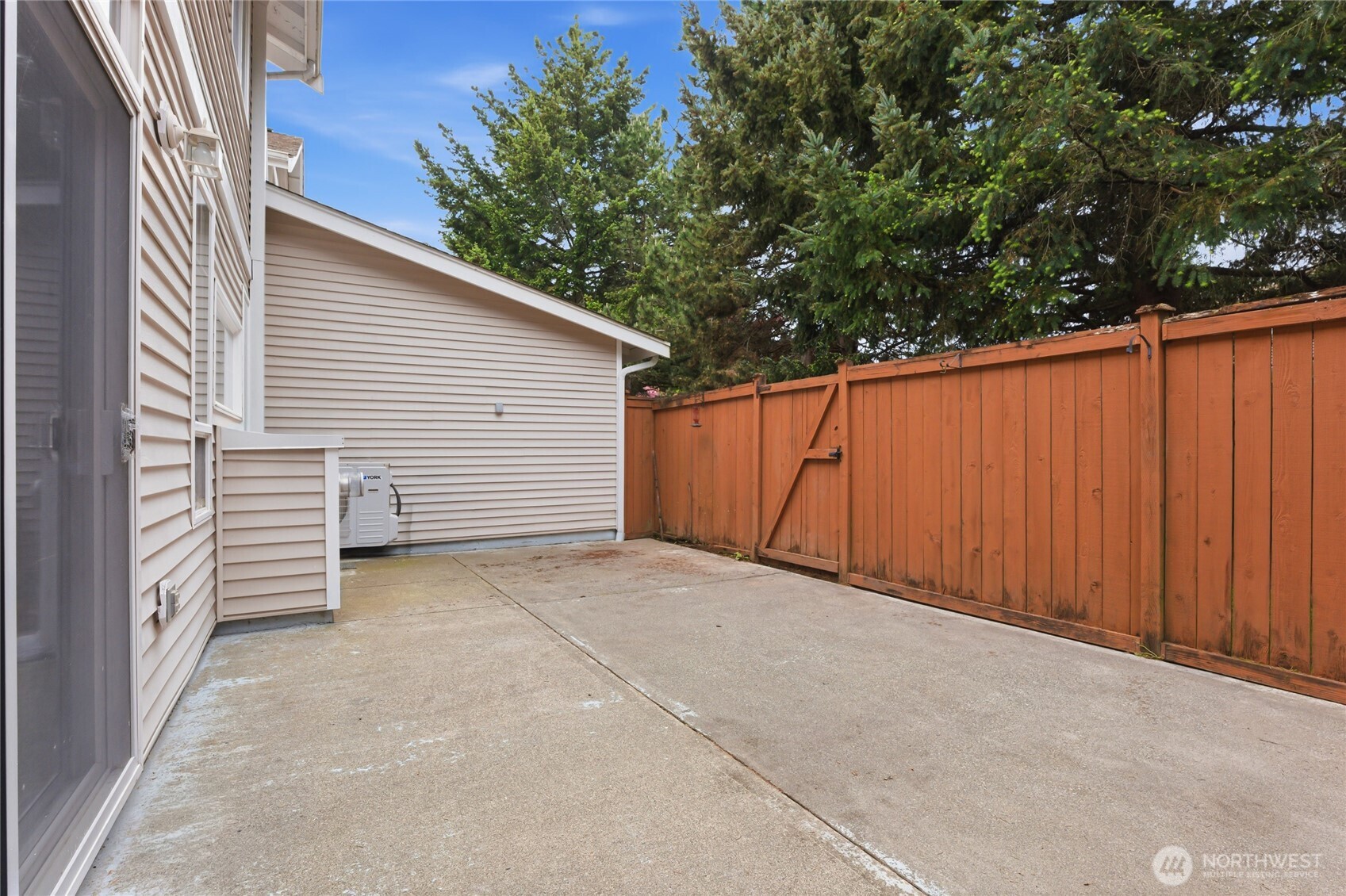 6620 Millstone Lane SE #L-105, Lacey, WA 98513