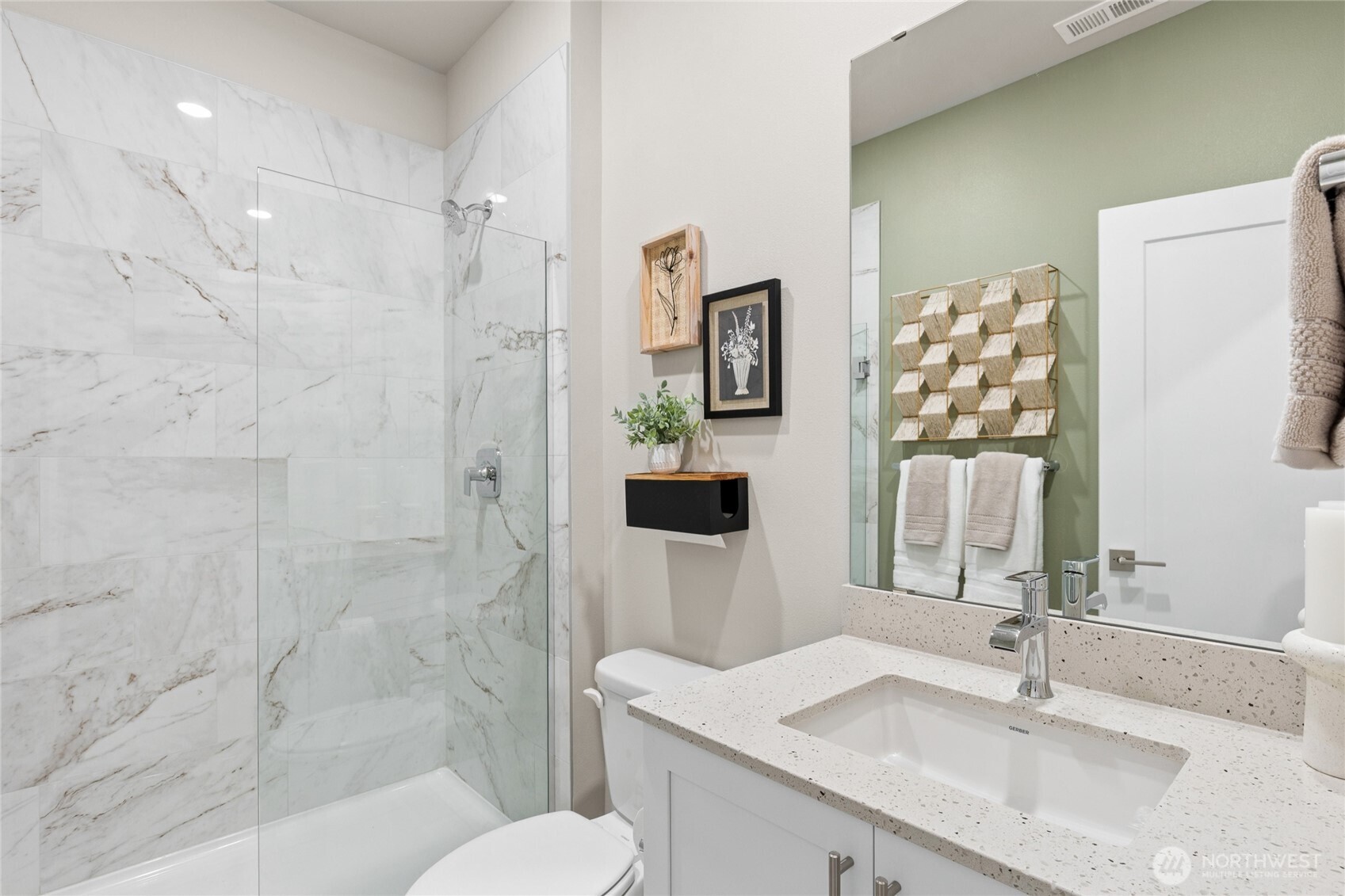 23688 SE 49th Street , Issaquah, WA 98027
