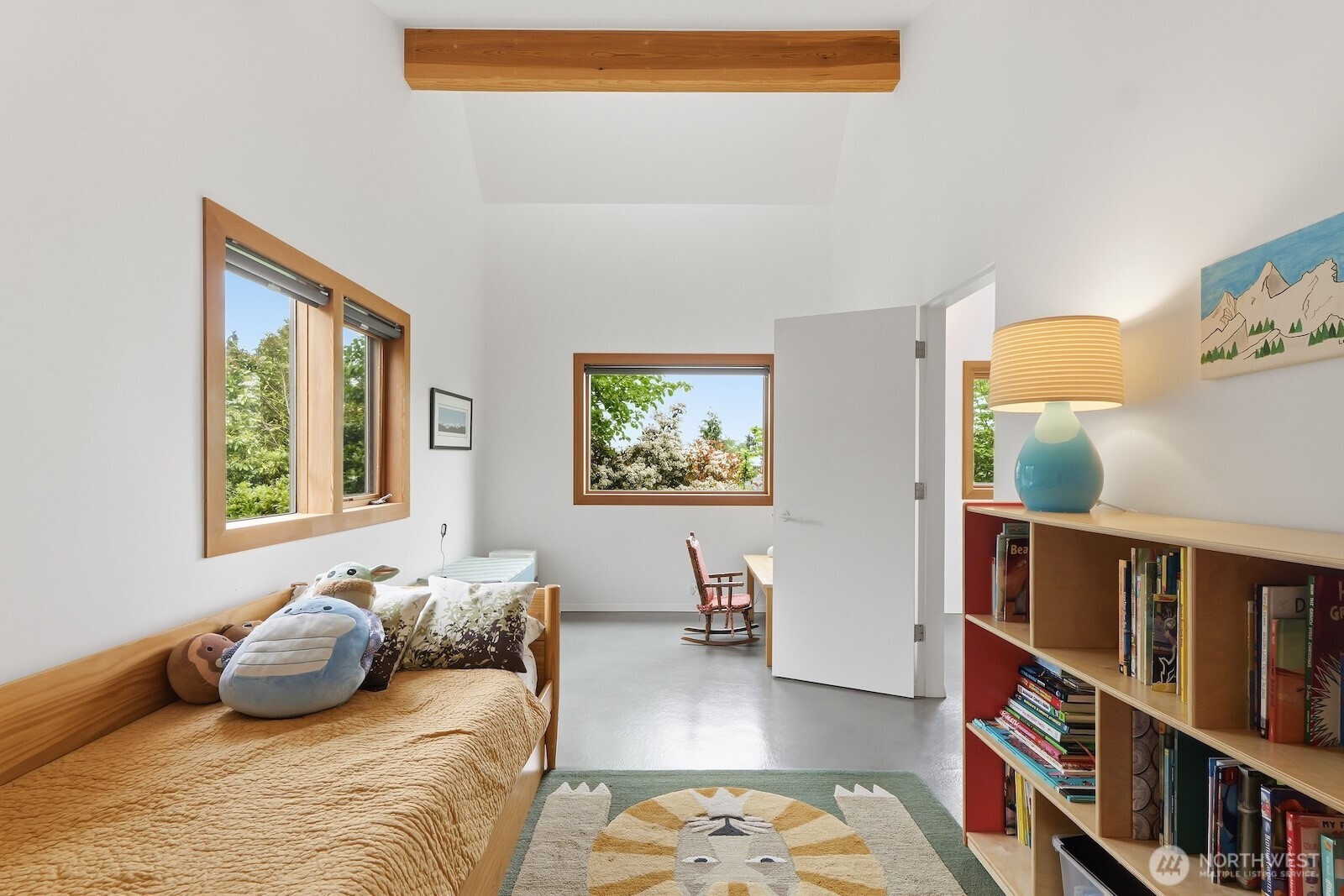 3727 Belvidere Avenue SW, Seattle, WA 98126