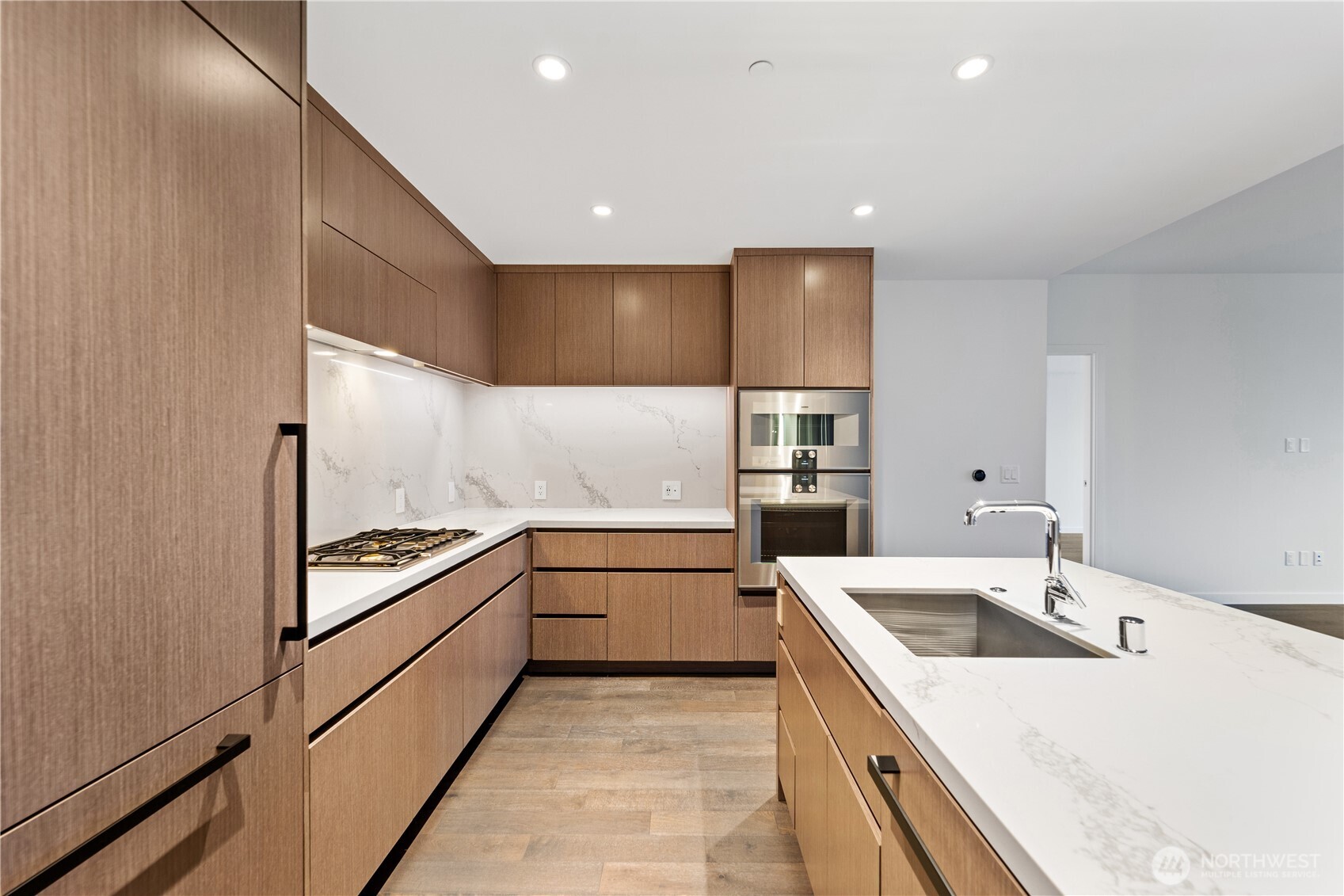 188 Bellevue Way NE #1602, Bellevue, WA 98004