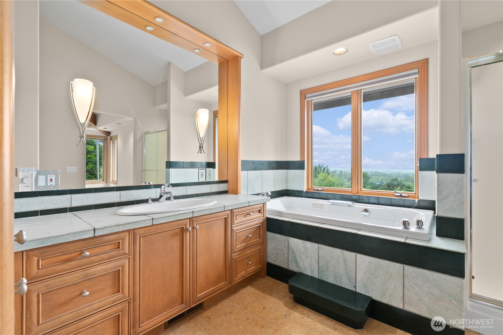 1409 Marietta Avenue , Bellingham, WA 98226