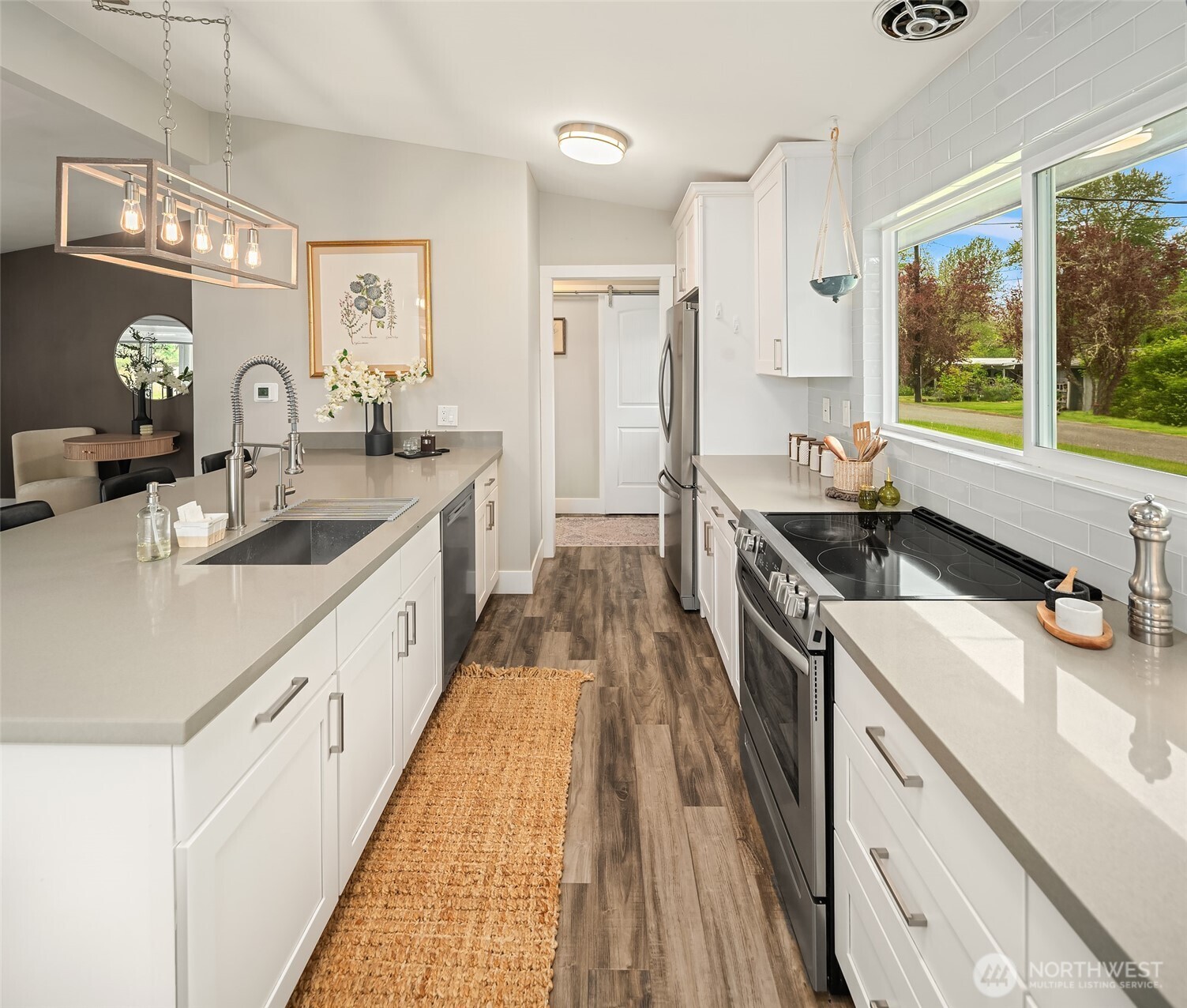 9917 SW 206th Court , Vashon, WA 98070
