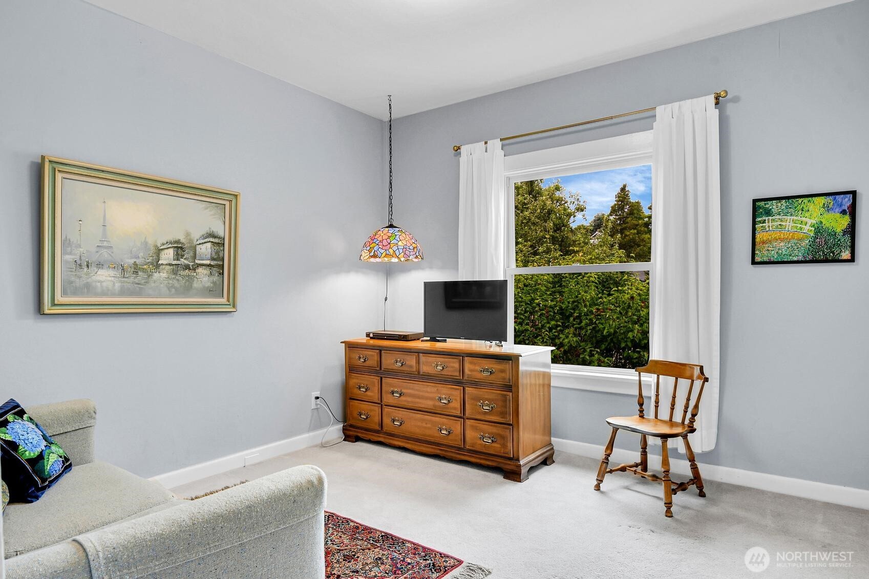 2719 Nob Hill Avenue N, Seattle, WA 98109