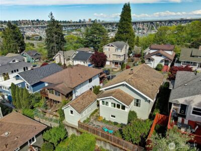 2719 Nob Hill Avenue N, Seattle, WA 98109 - Photo 23