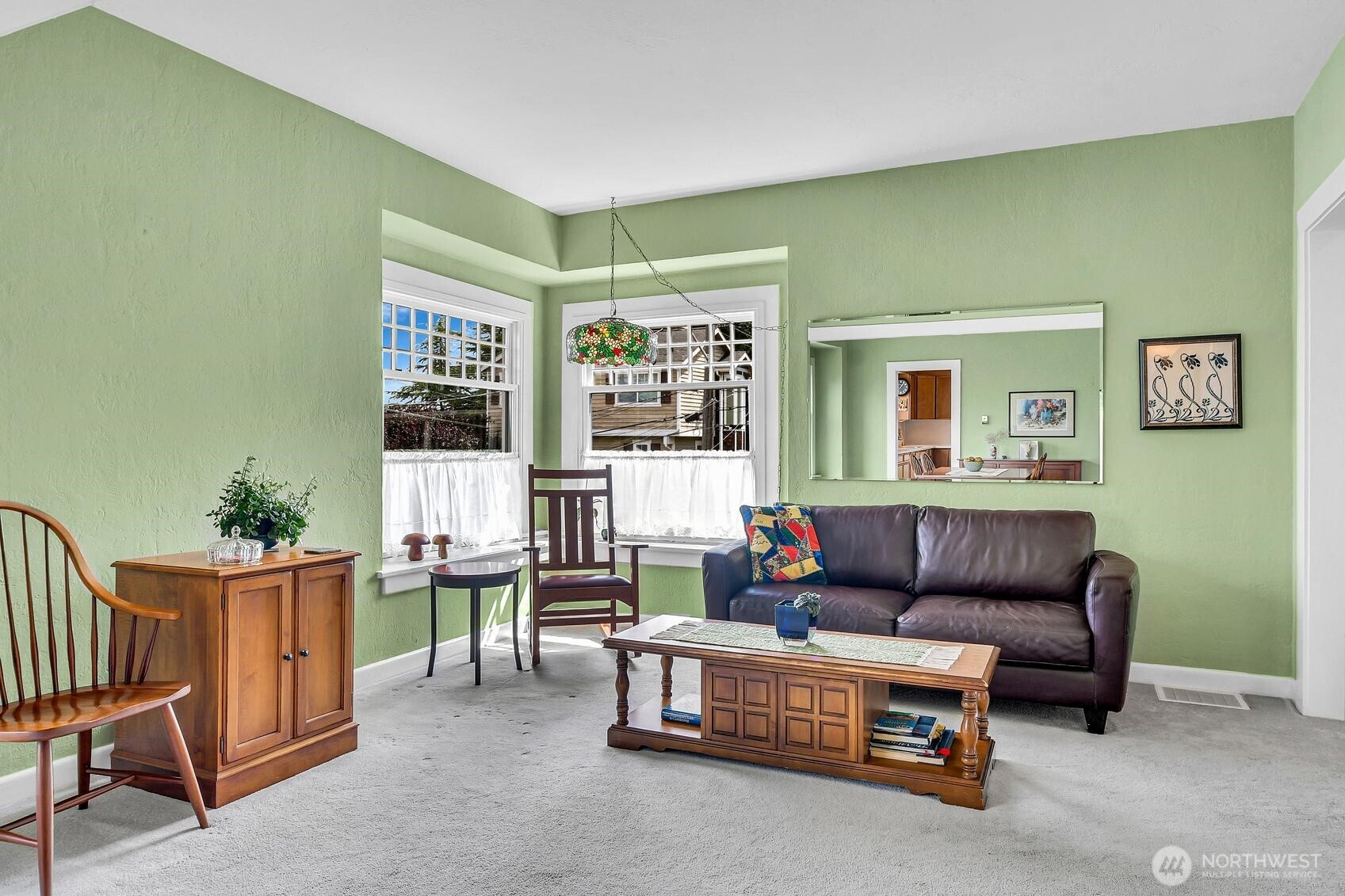 2719 Nob Hill Avenue N, Seattle, WA 98109