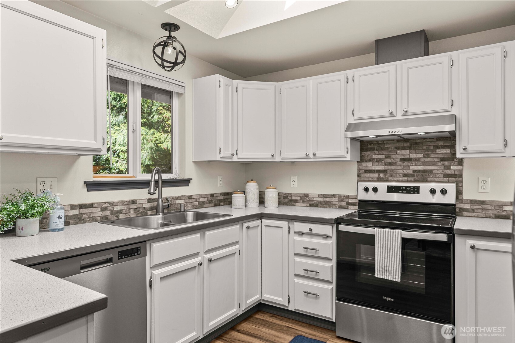 22242 Bluewater Drive SE, Yelm, WA 98597