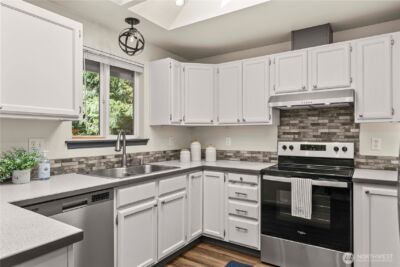 22242 Bluewater Drive SE, Yelm, WA 98597 - Photo 9