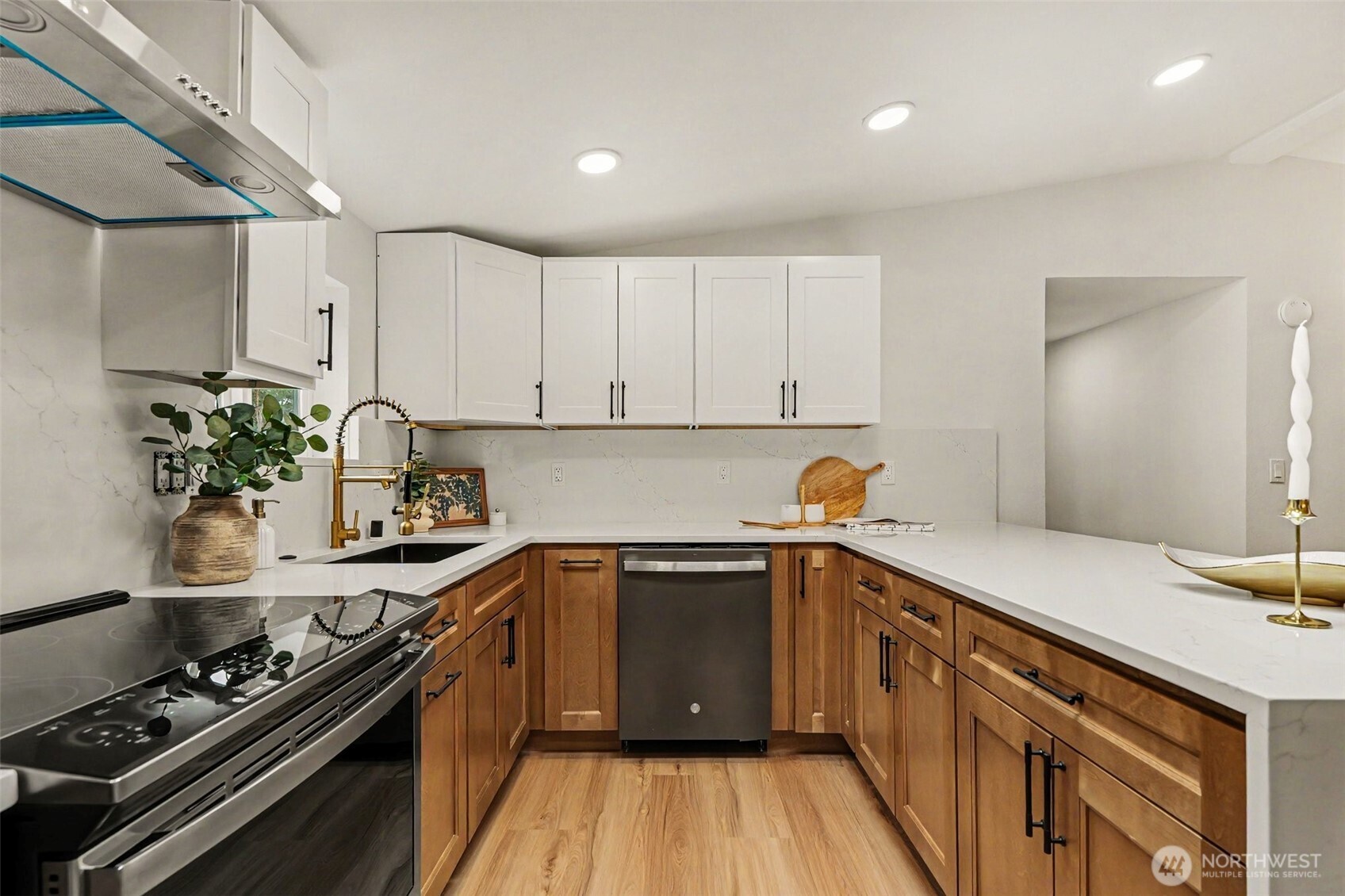 719 Tiedeman Road , Lakebay, WA 98349