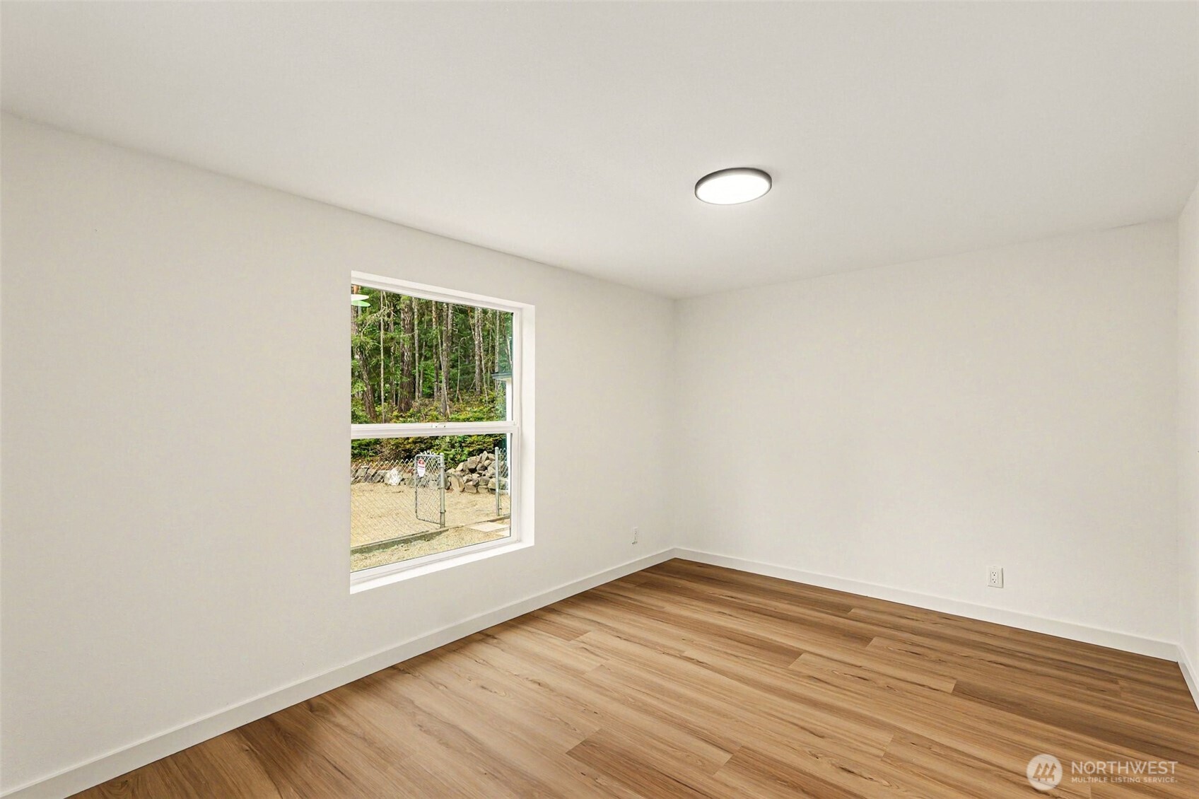 719 Tiedeman Road , Lakebay, WA 98349