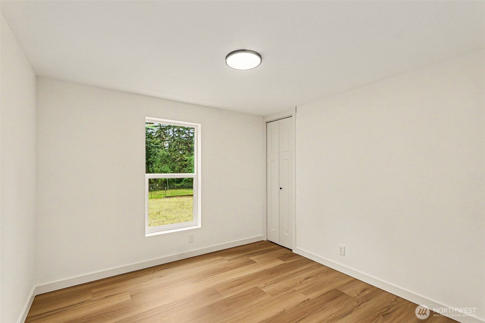 719 Tiedeman Road , Lakebay, WA 98349