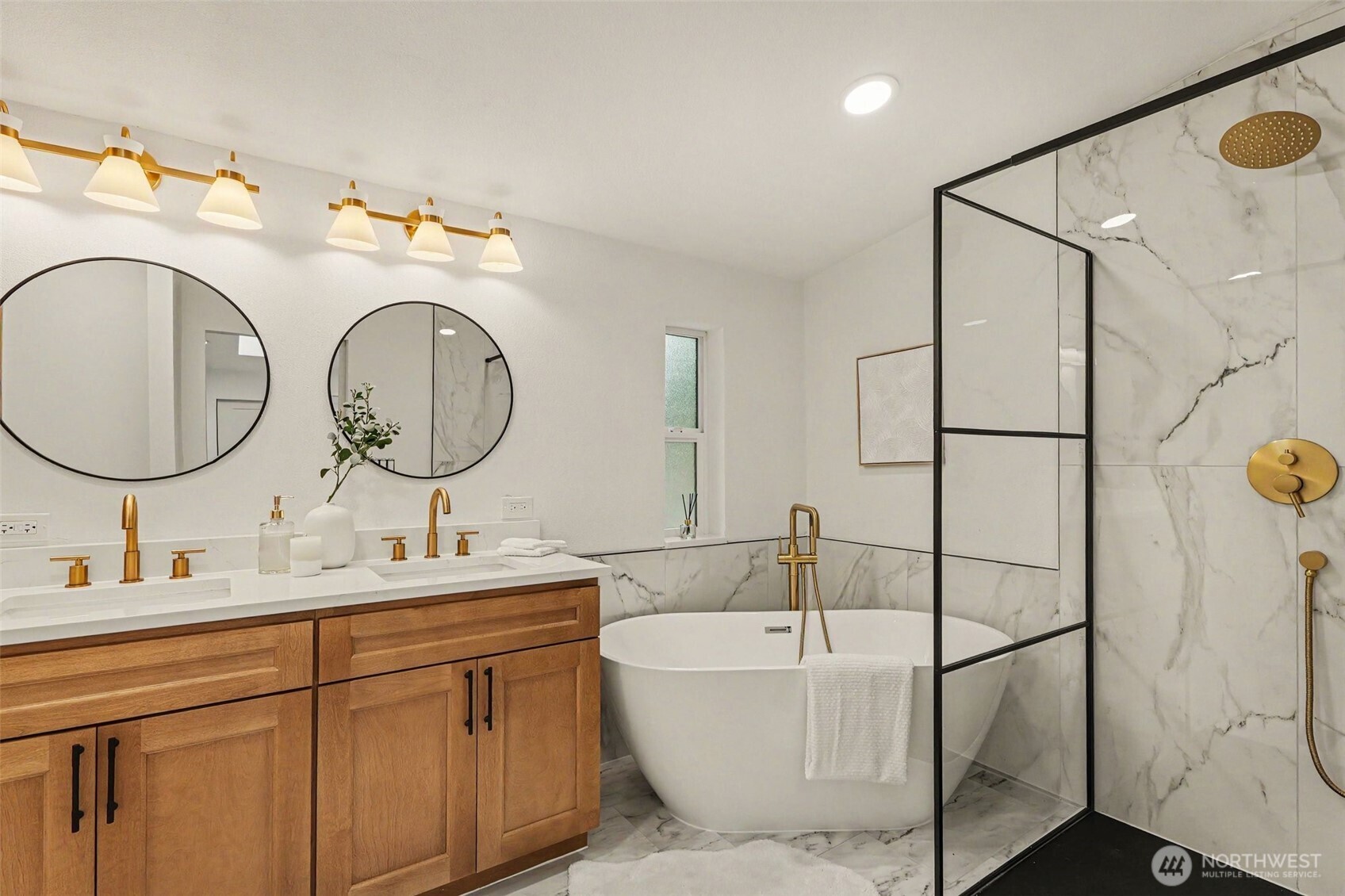 719 Tiedeman Road , Lakebay, WA 98349