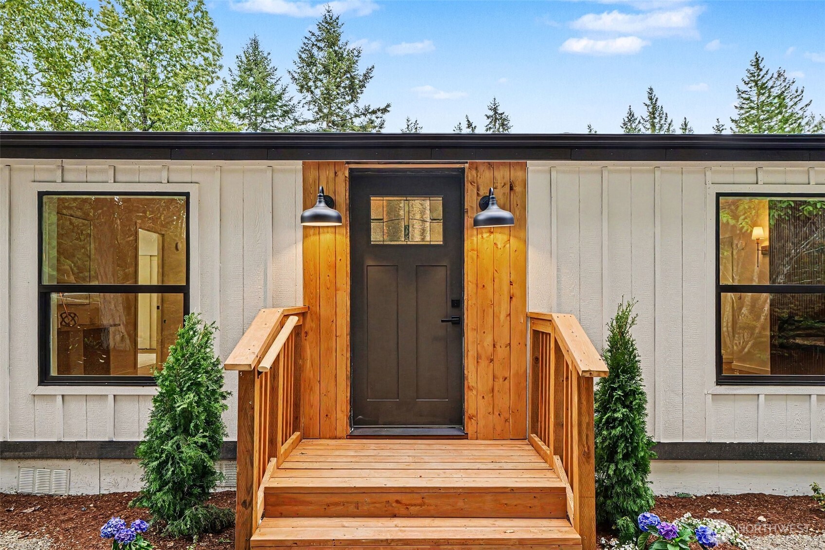 719 Tiedeman Road , Lakebay, WA 98349
