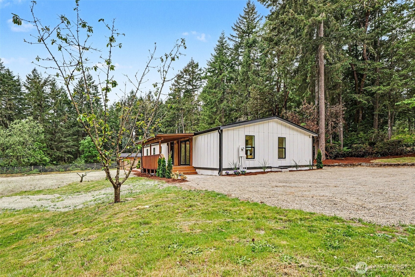 719 Tiedeman Road , Lakebay, WA 98349