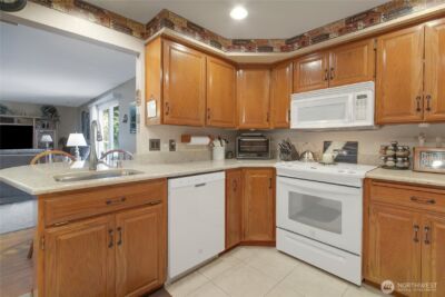 30925 22nd Avenue SW, Federal Way, WA 98023-7806 - Photo 14