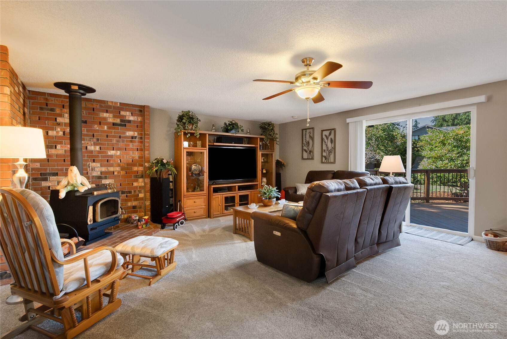 30925 22nd Avenue SW, Federal Way, WA 98023-7806