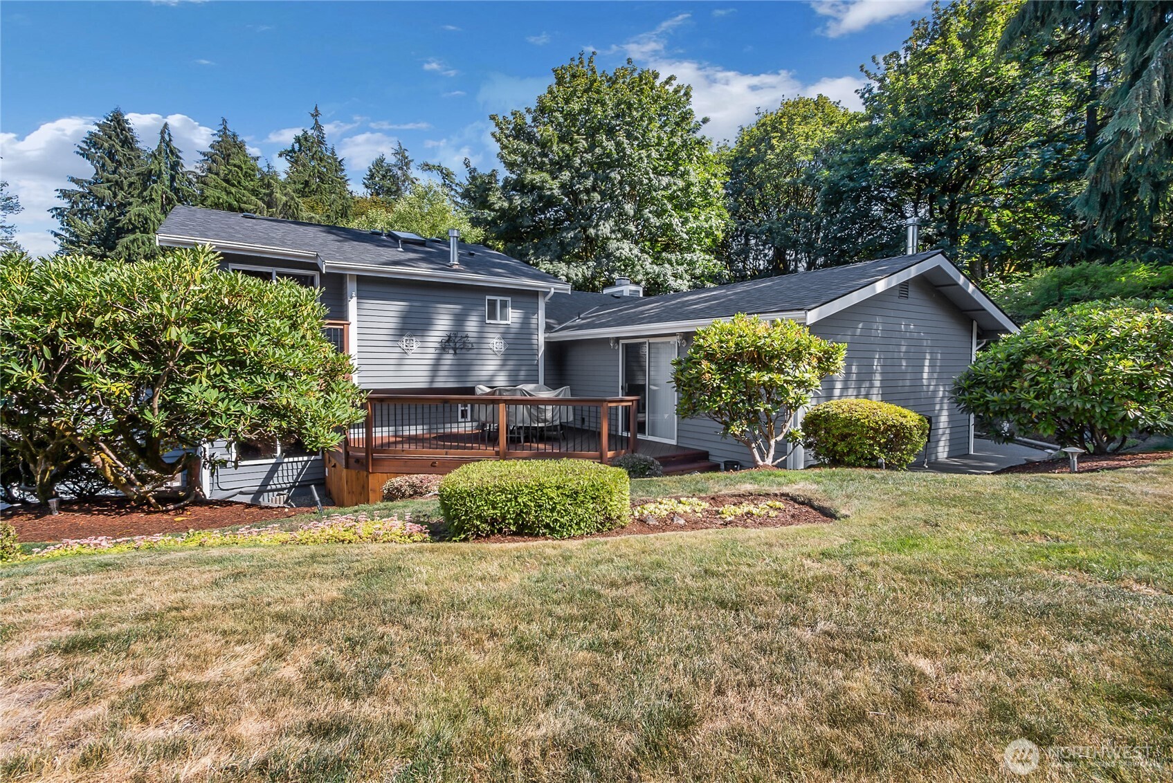 30925 22nd Avenue SW, Federal Way, WA 98023-7806