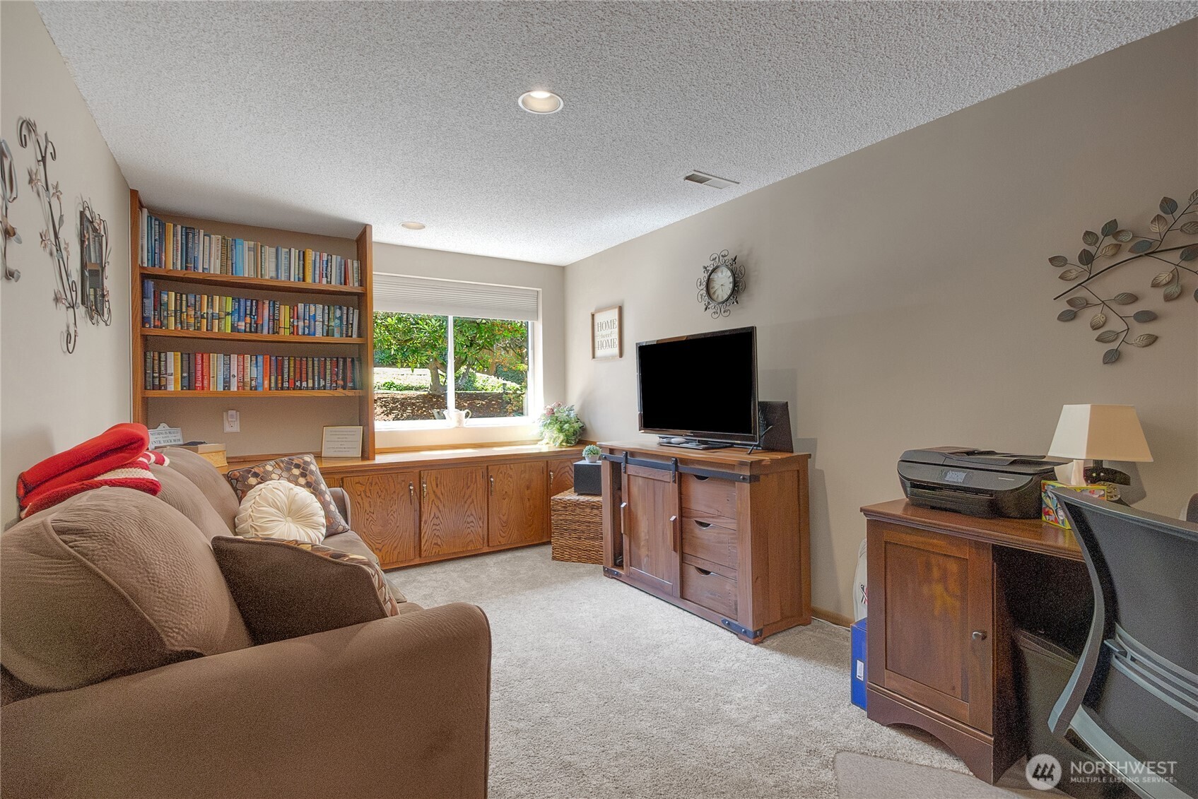 30925 22nd Avenue SW, Federal Way, WA 98023-7806