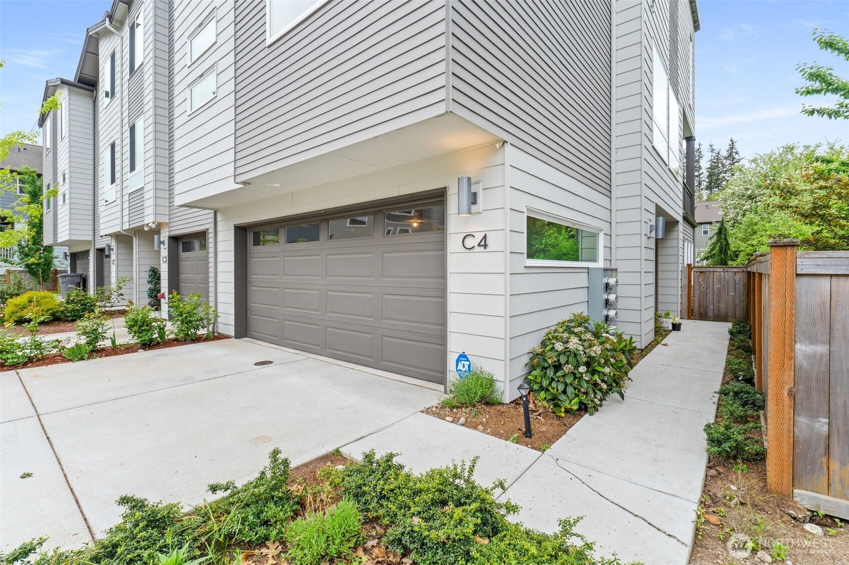 13628 Manor Way #C4, Lynnwood, WA 98087