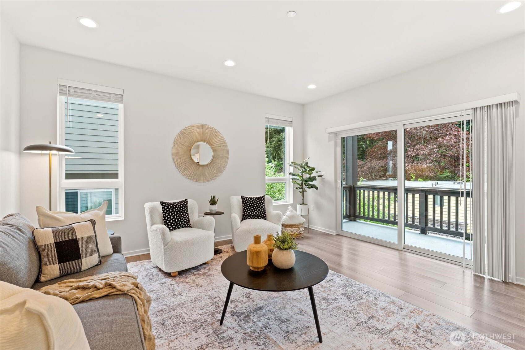 13628 Manor Way #C4, Lynnwood, WA 98087