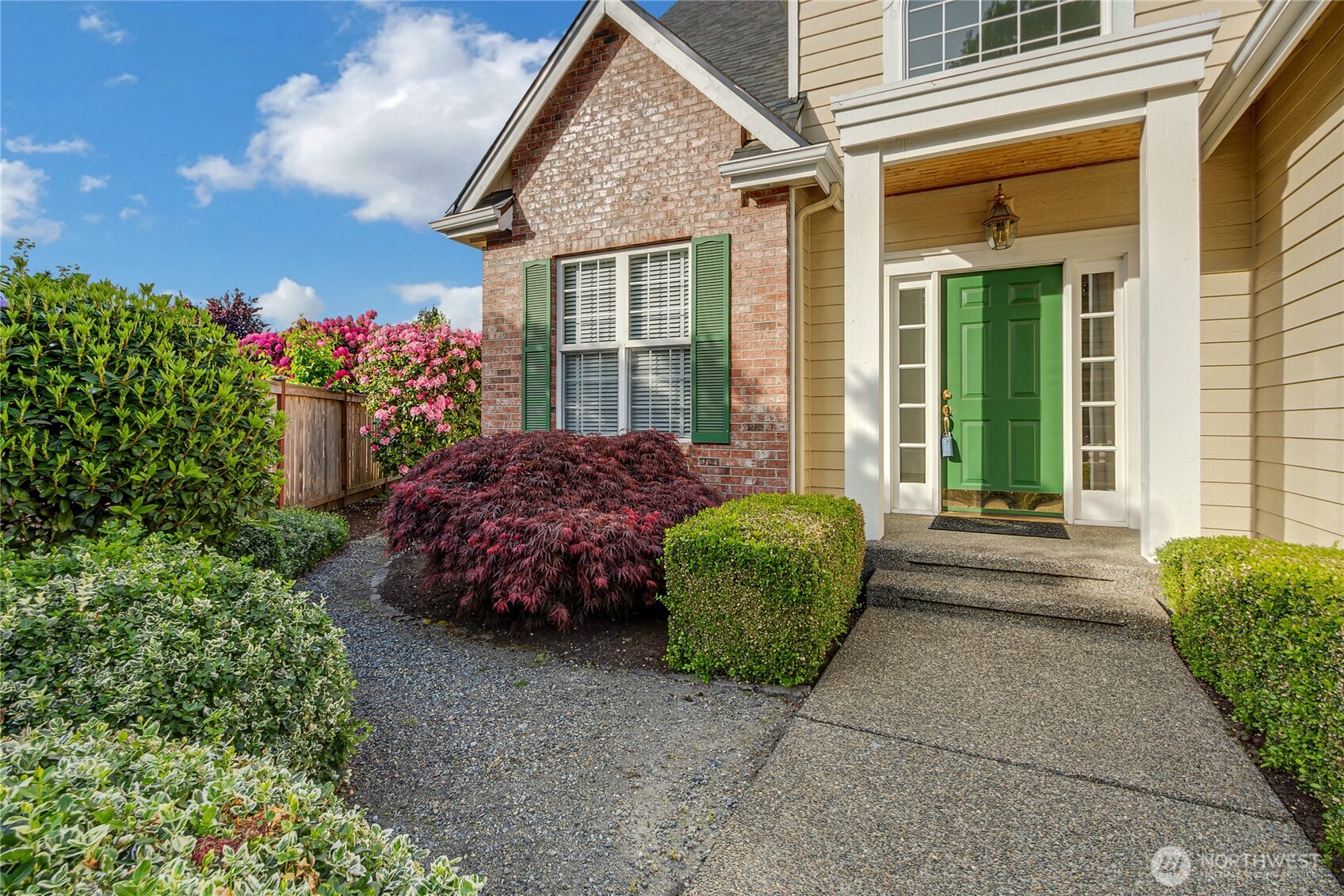 2113 12th Ave NW, Puyallup, WA 98371-3959