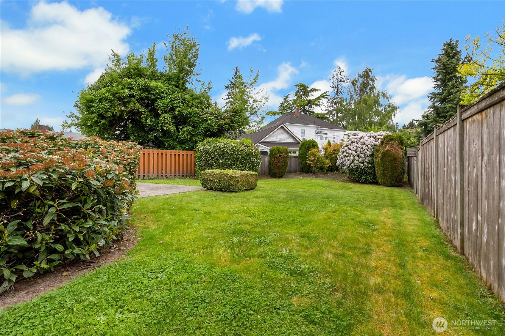 2113 12th Ave NW, Puyallup, WA 98371-3959