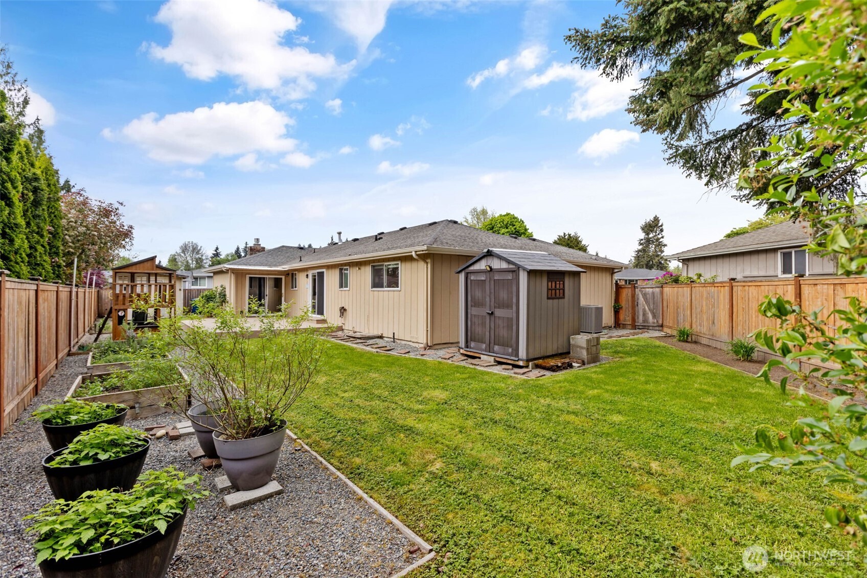 11921 SE 205th Street , Kent, WA 98031