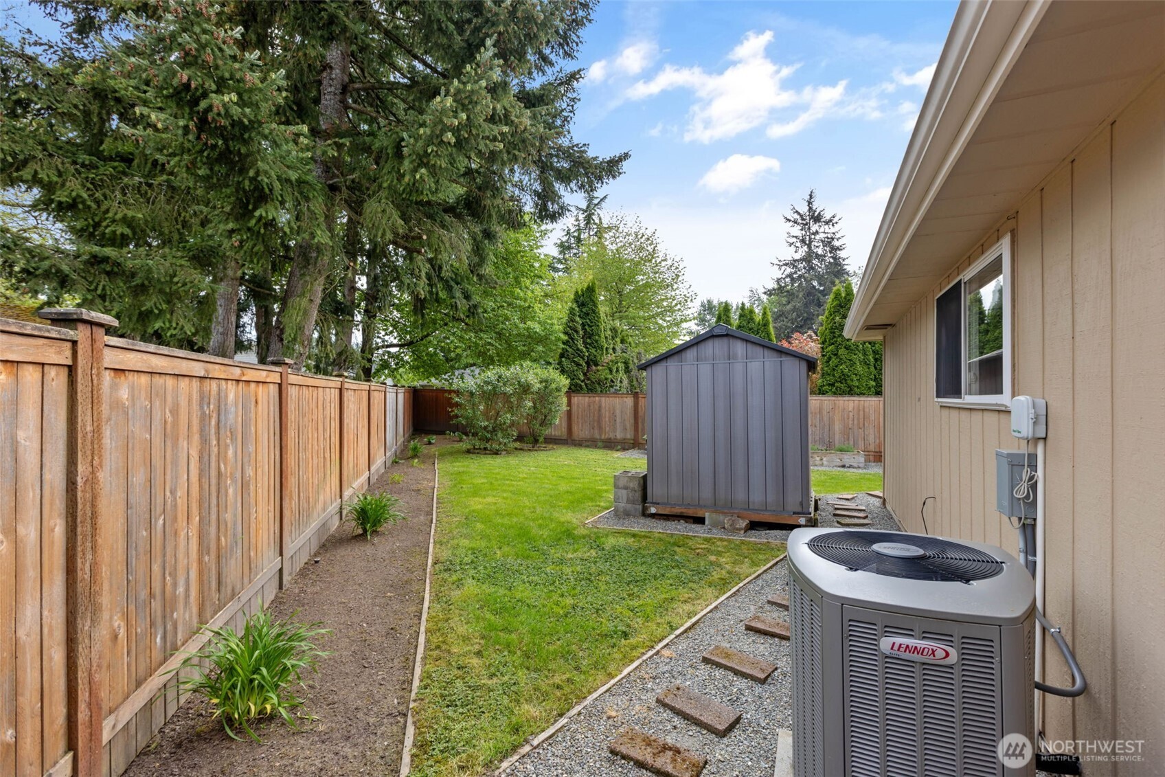 11921 SE 205th Street , Kent, WA 98031