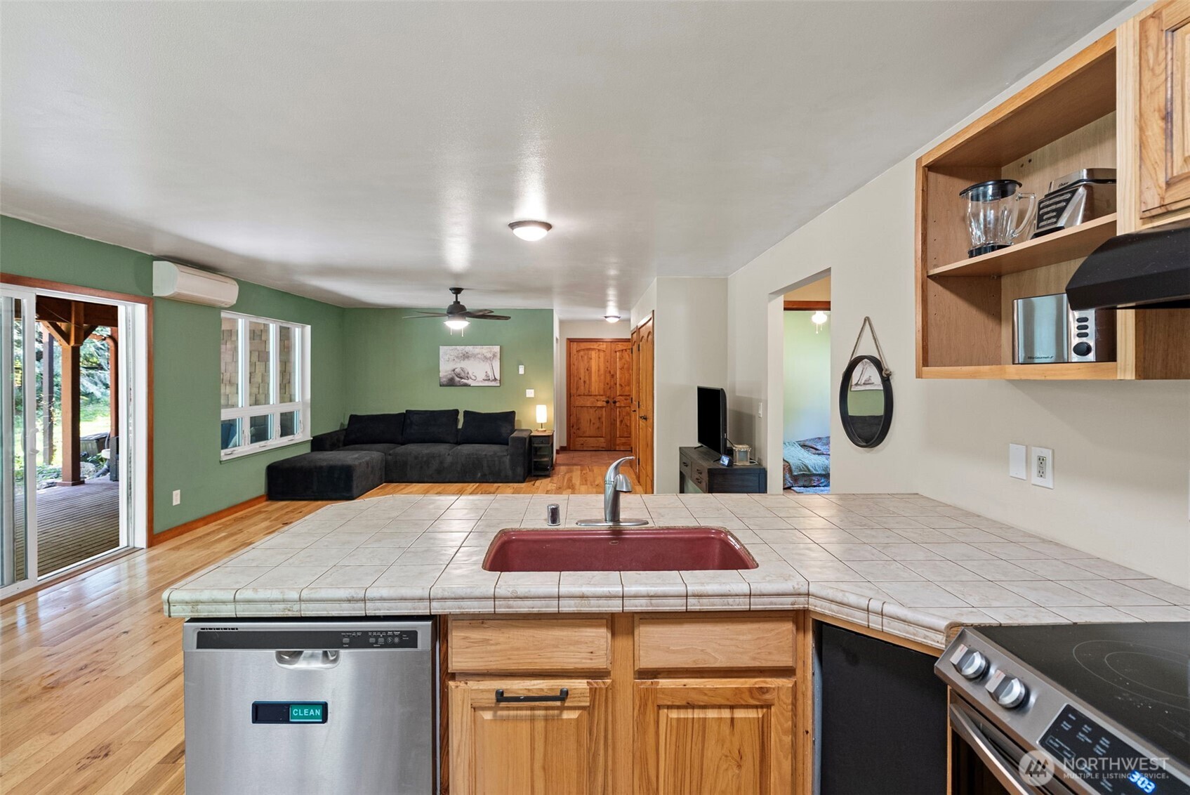 30978 Old Hansville Road NE, Kingston, WA 98346