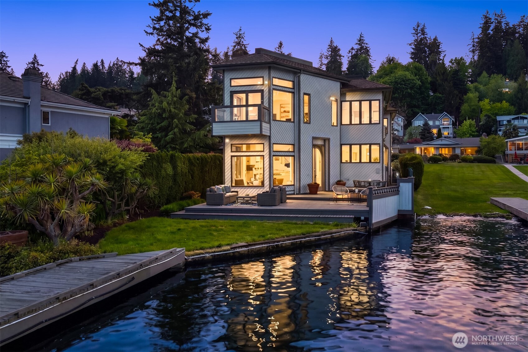 8503 NE Juanita Drive , Kirkland, WA 98034