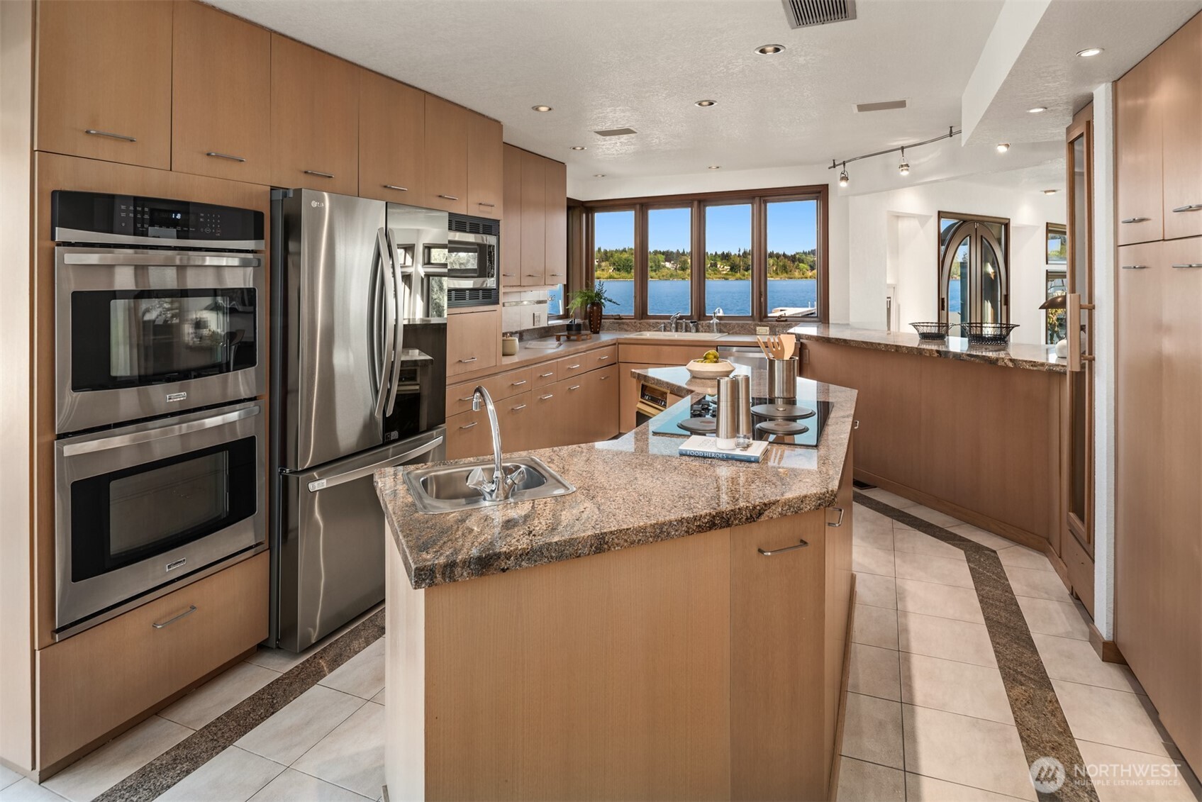 8503 NE Juanita Drive , Kirkland, WA 98034