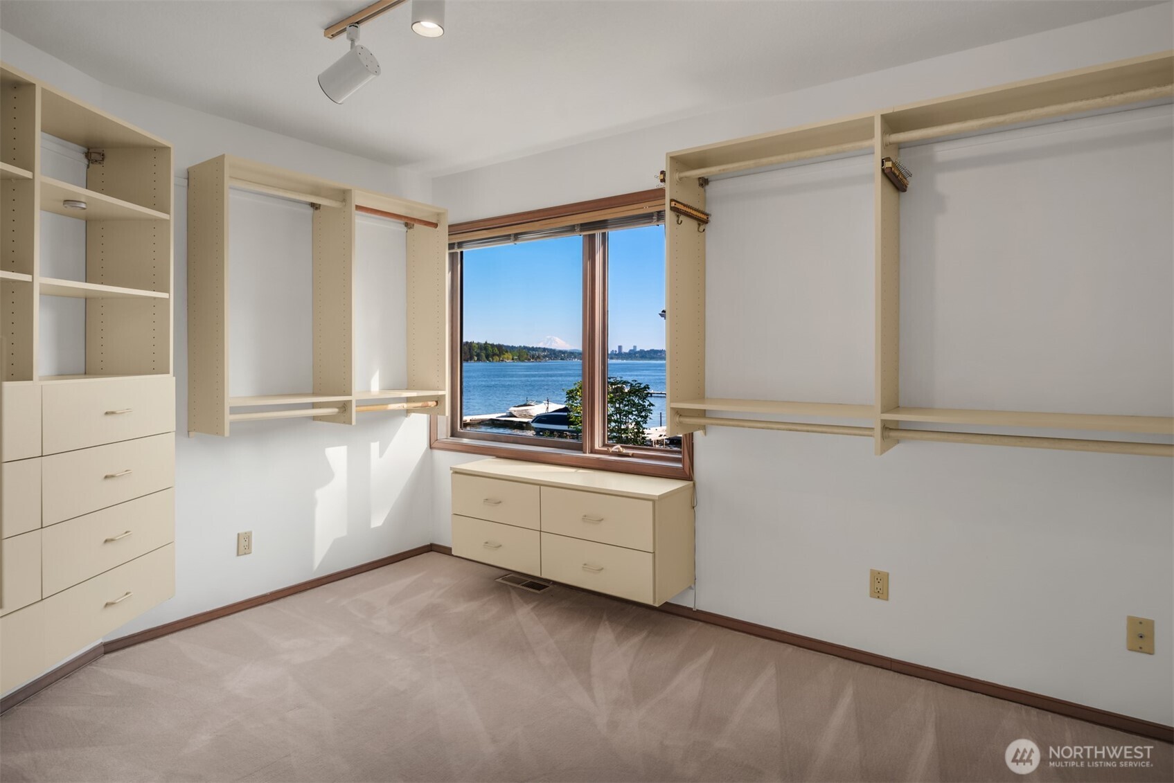 8503 NE Juanita Drive , Kirkland, WA 98034