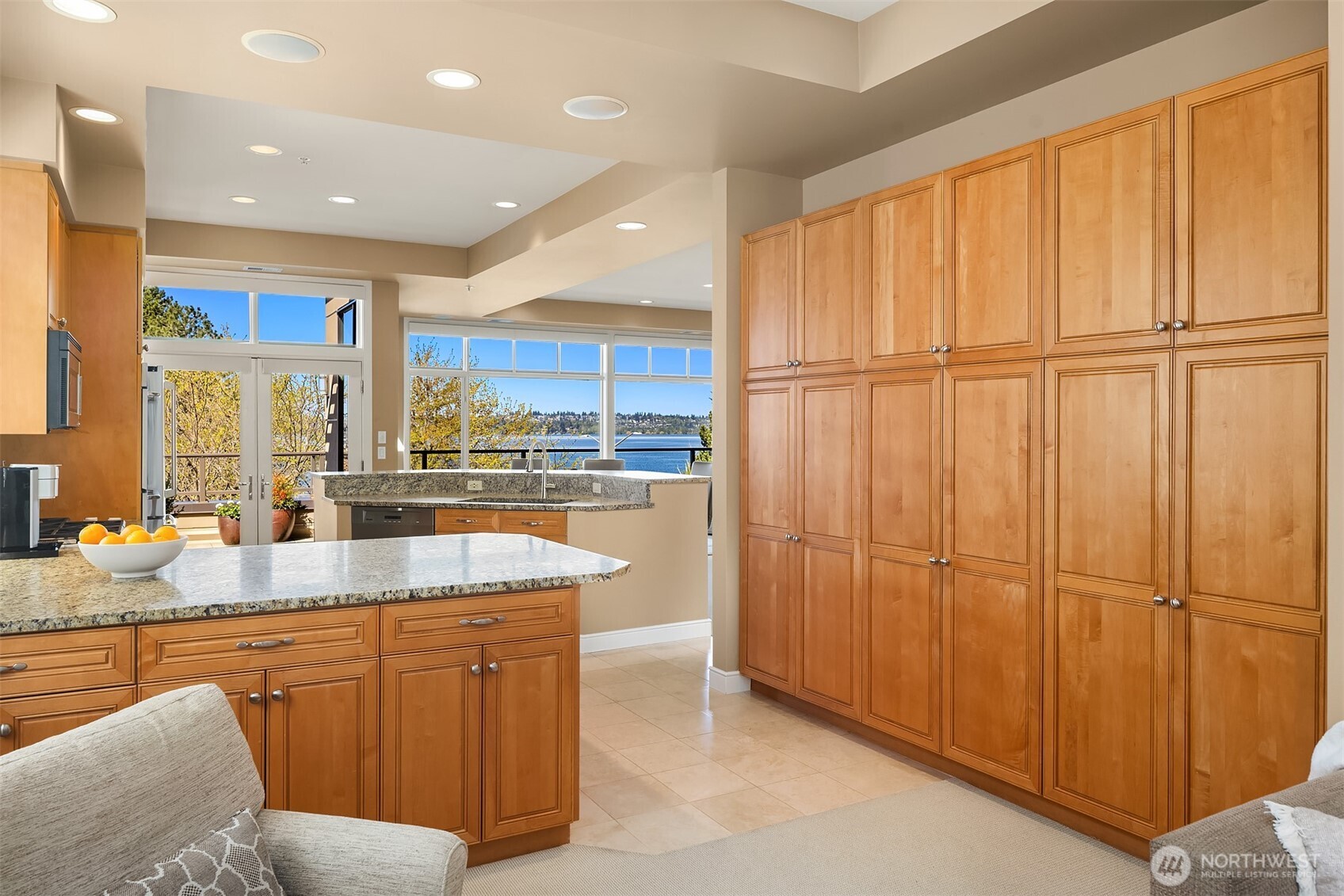 5726 Lake Washington Boulevard NE #3002, Kirkland, WA 98033