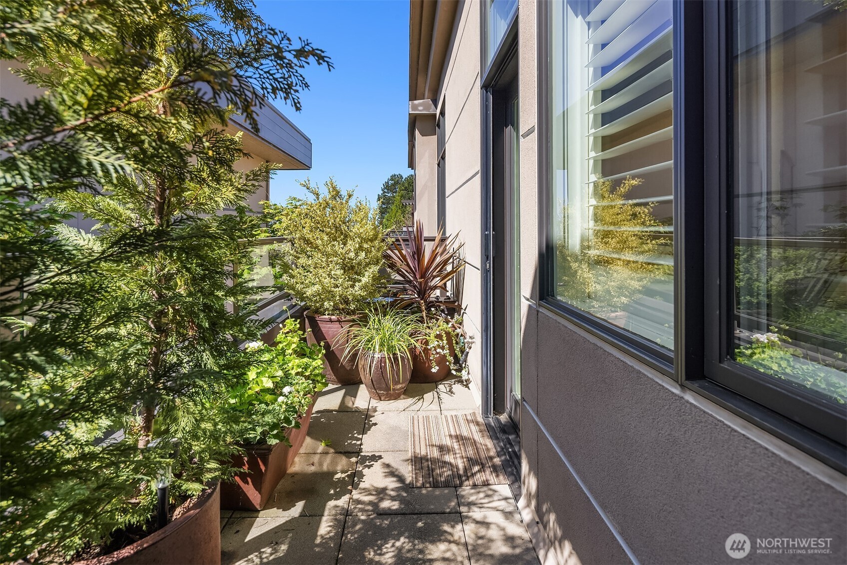 5726 Lake Washington Boulevard NE #3002, Kirkland, WA 98033
