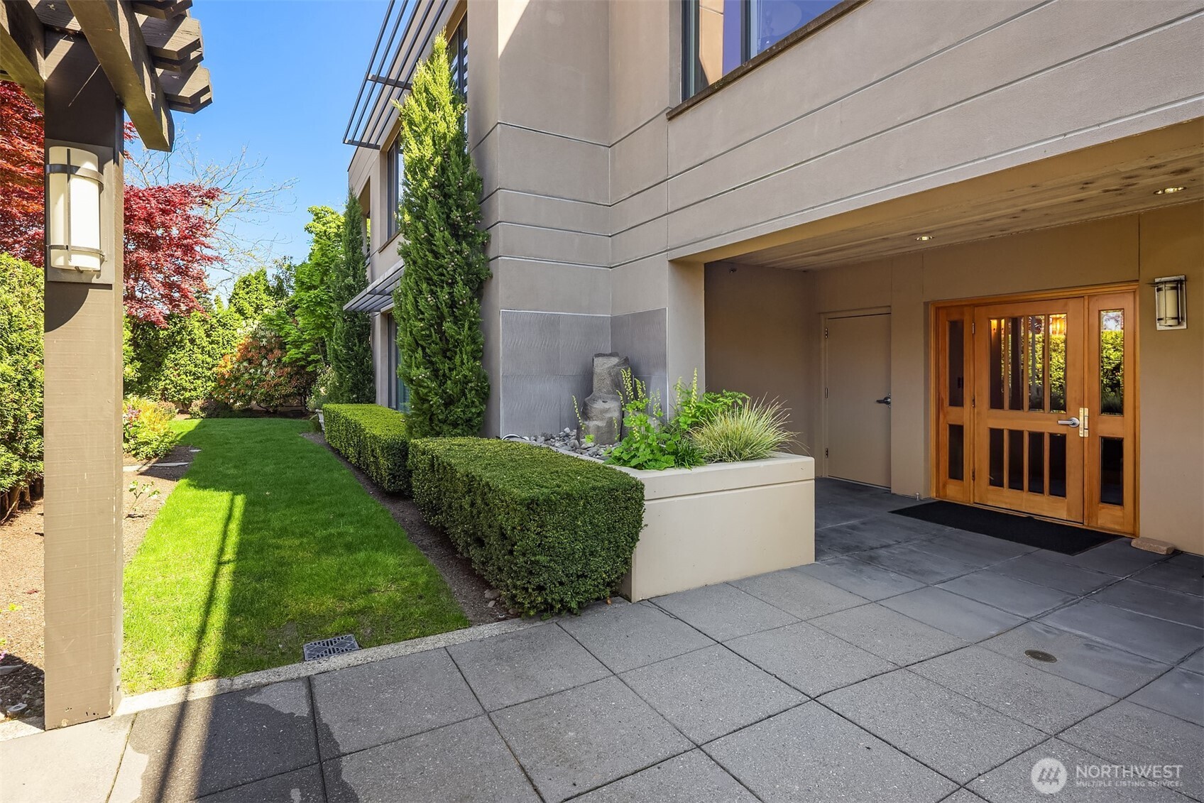 5726 Lake Washington Boulevard NE #3002, Kirkland, WA 98033