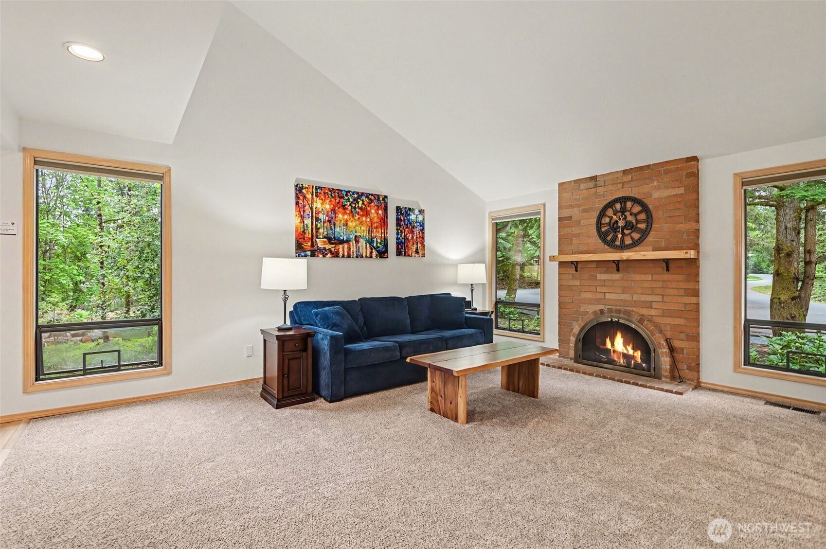 22934 SE 37th St , Sammamish, WA 98075