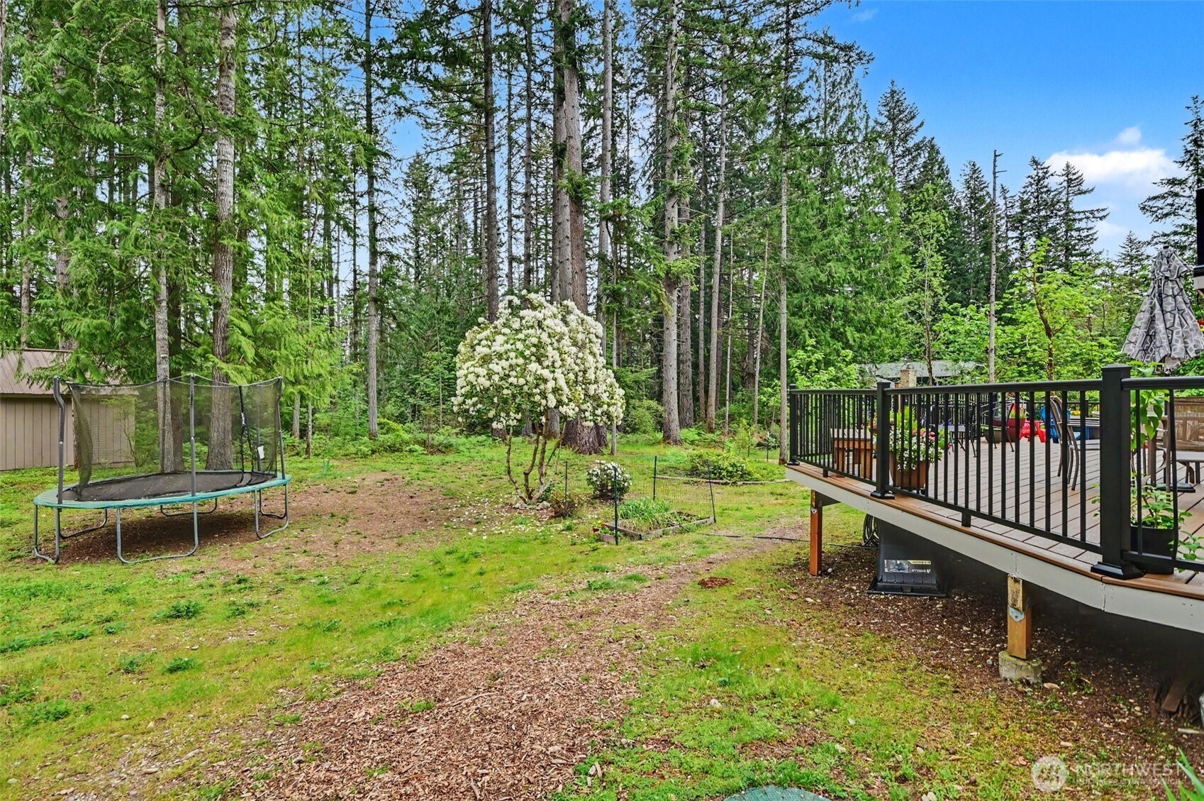 22934 SE 37th St , Sammamish, WA 98075