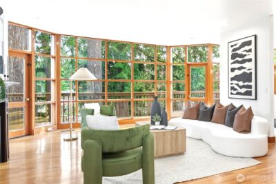 7020 137th Avenue NE, Redmond, WA 98052