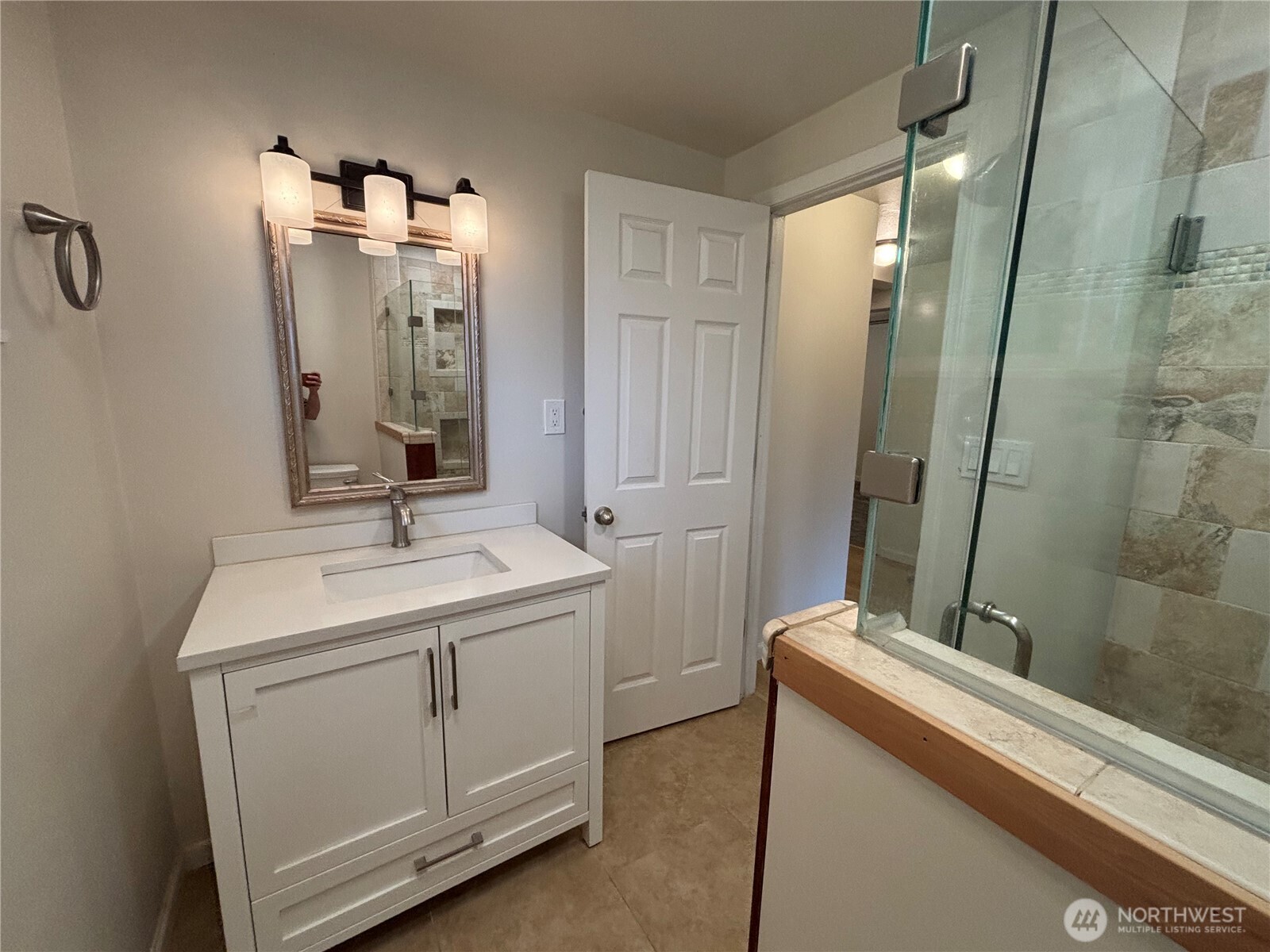 4502 E Bay Drive NW #B, Gig Harbor, WA 98335