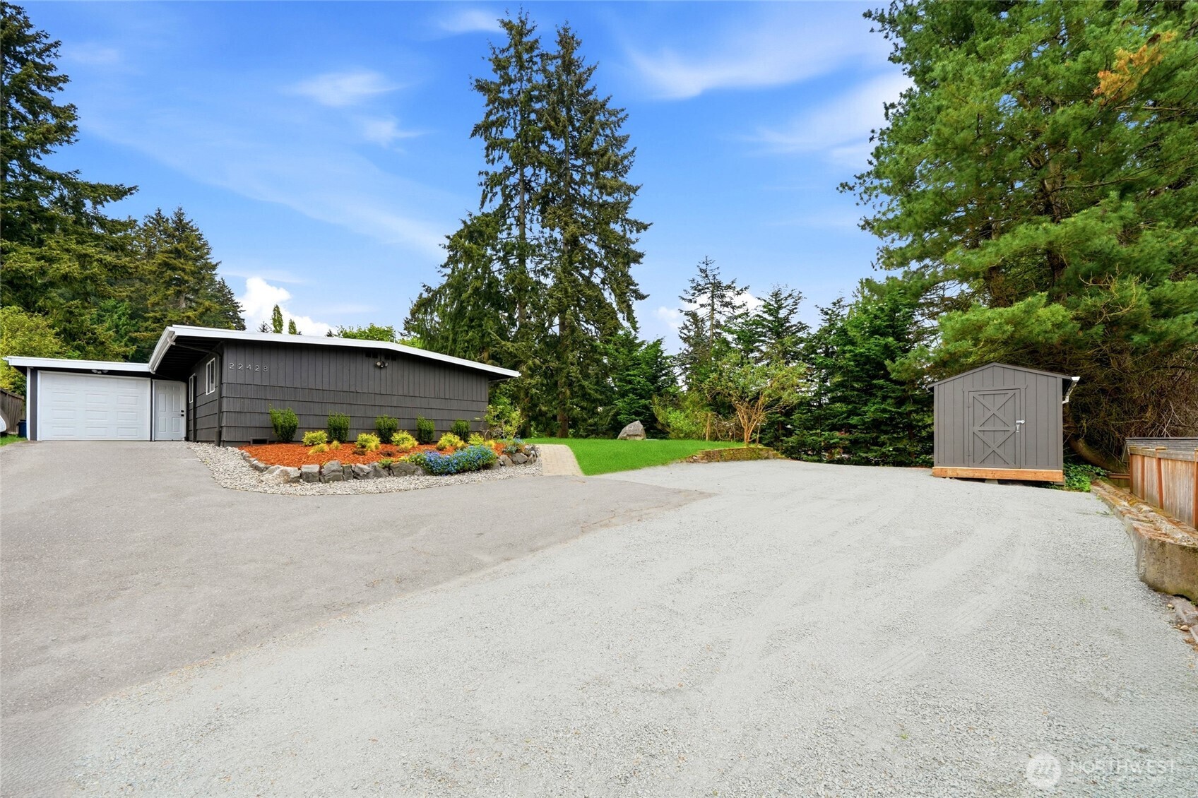 22428 91st Ave W, Edmonds, WA 98026