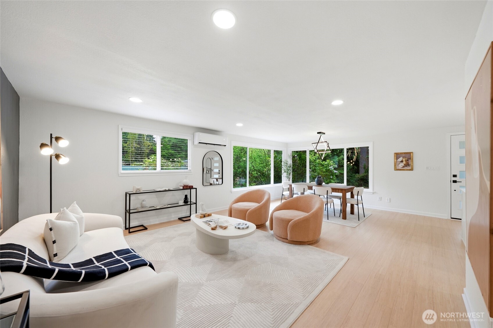 22428 91st Ave W, Edmonds, WA 98026