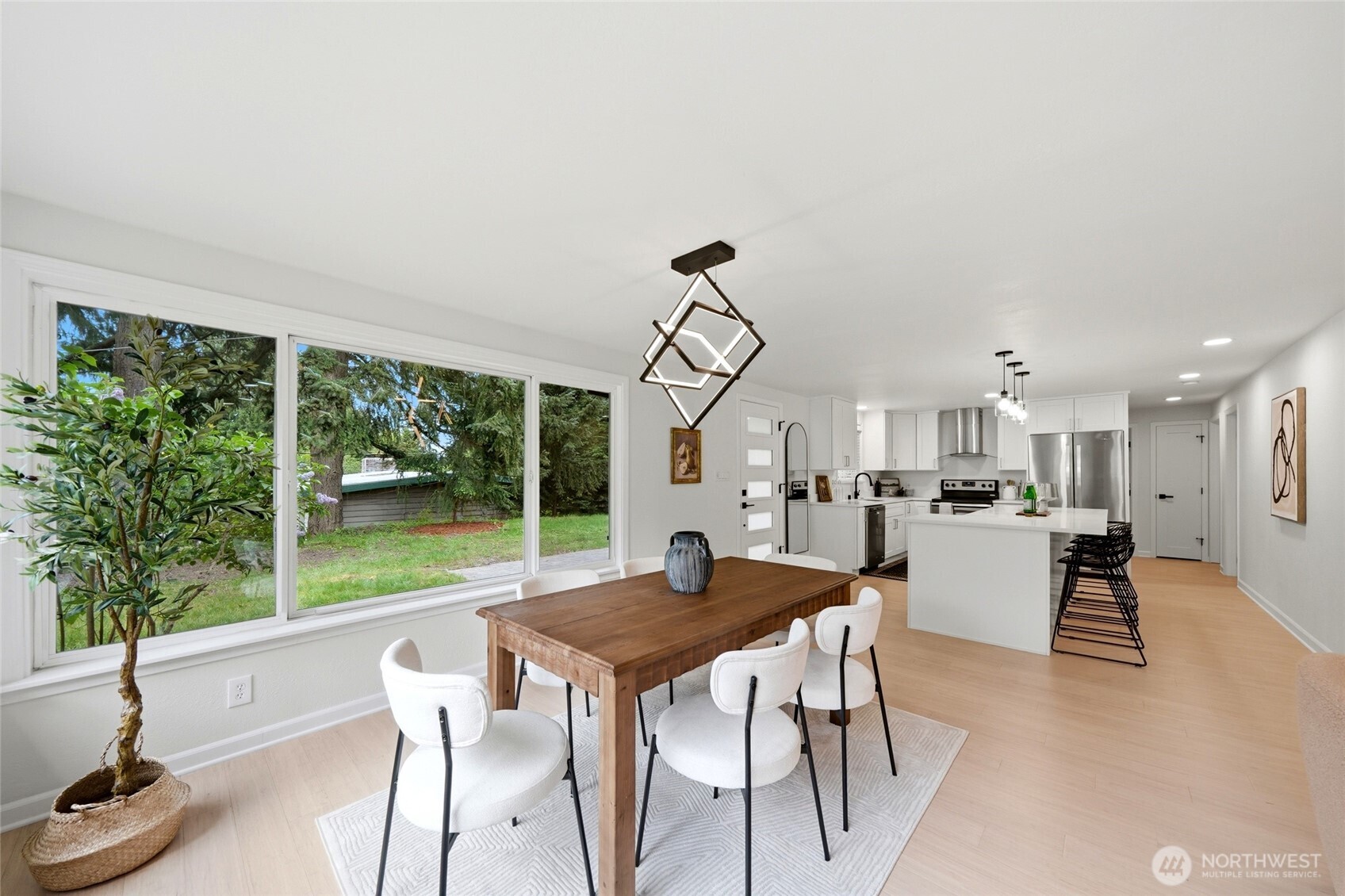 22428 91st Ave W, Edmonds, WA 98026