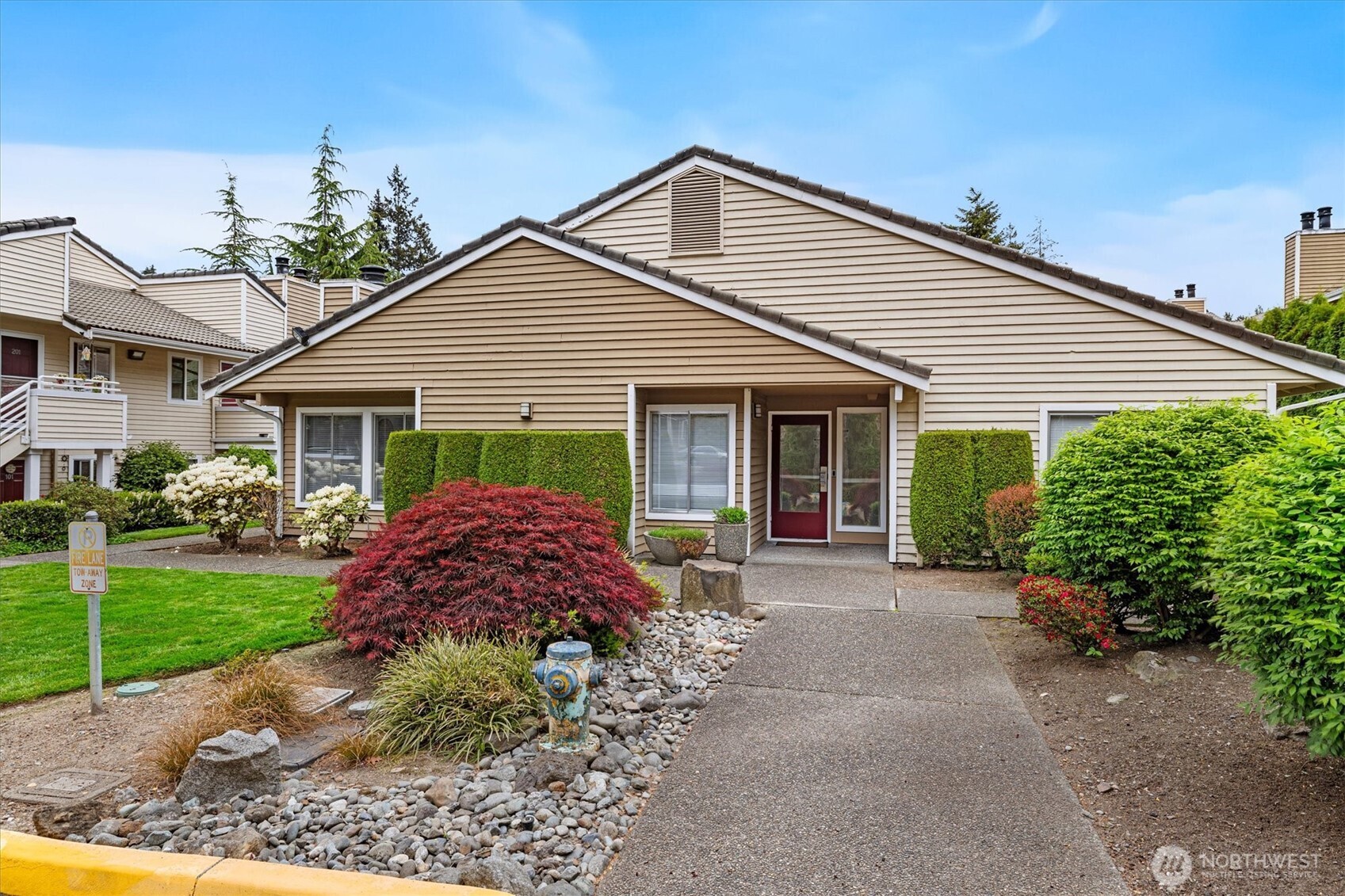 21303 52nd Avenue W #C-214, Mountlake Terrace, WA 98043