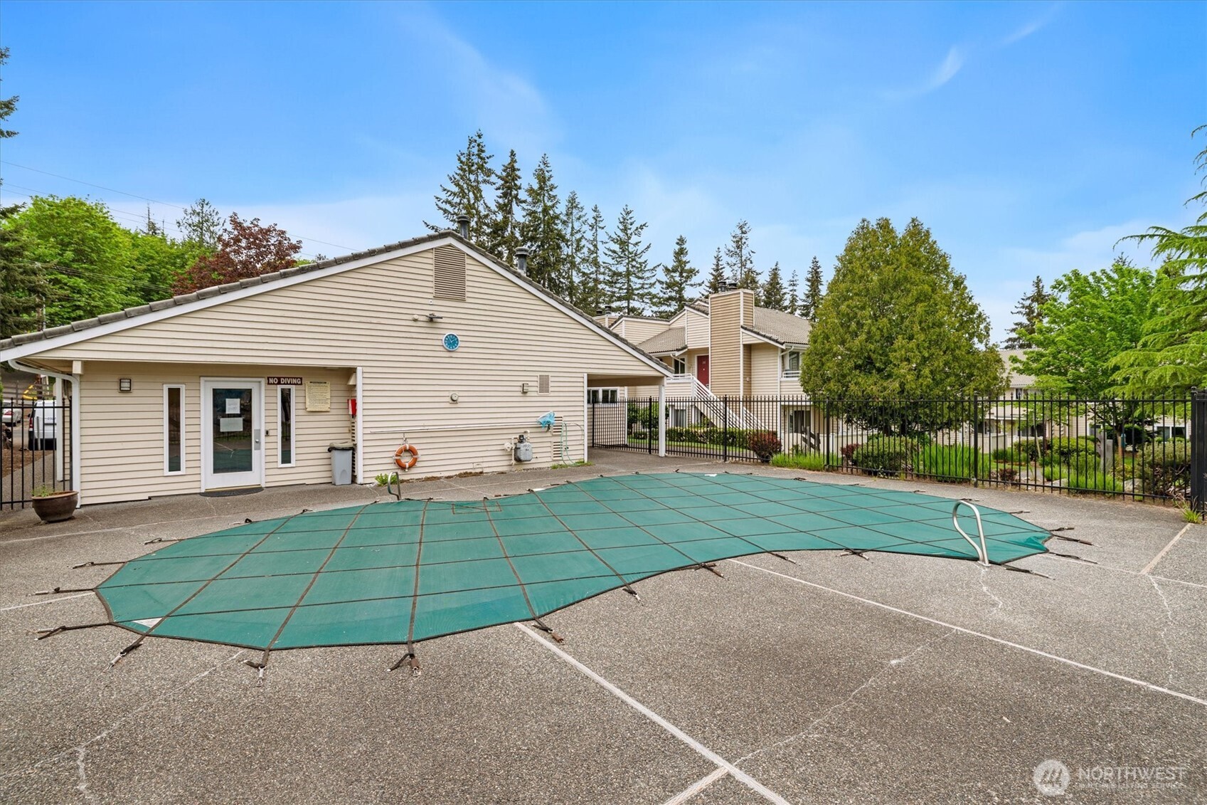21303 52nd Avenue W #C-214, Mountlake Terrace, WA 98043