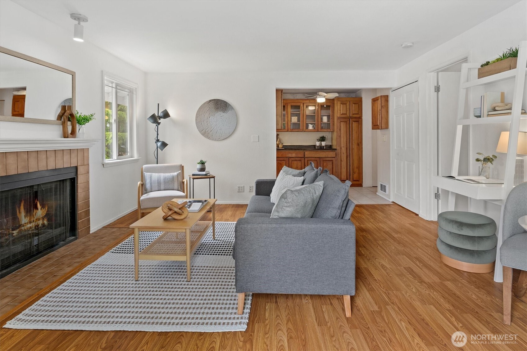 21303 52nd Avenue W #C-214, Mountlake Terrace, WA 98043